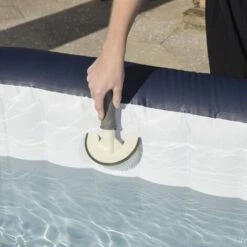 Kit De Nettoyage Pour Bestway Lay-Z-Spa 10 Kit De Nettoyage Pour Bestway Lay-Z-Spa -Trait Piscine Soldes Magasin 9693670 4